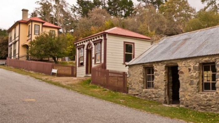 St Bathans Main Street v2 ResizedImageWzYwMCw0MDFd 1