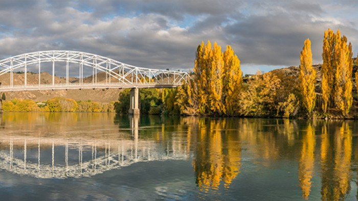 4 Central Otago Alexandra bridge autumn www.lisahill.co.nz